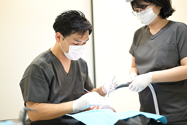 口腔外科認定医による「痛みに配慮した診断と処置」